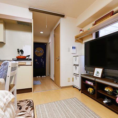 Nishishinjuku Hana Apartment Tokyo prefektur Exteriör bild